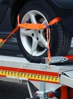 CHINGI TEXTILE DE ANCORAT AUTOMOBILE PE TRAILERE PRODUCTIE OLANDA